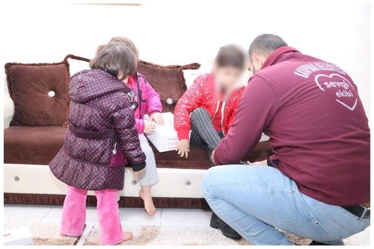 Kayapınar Belediyesinden 300 çocuğa giysi yardımı G1