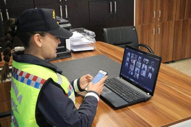 Alanya’da jandarmadan öğrencilere online ders G5