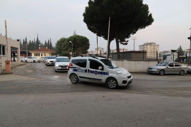 Hatay Büyükşehir Belediyesi filyasyon ekiplerine 38 araç tahsis etti