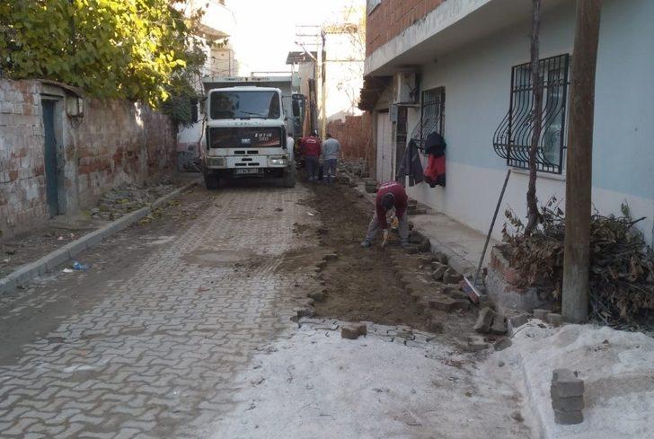 Turgutlu Belediyesinden Teknoloji Fakültesine yeşil alan çalışması G5