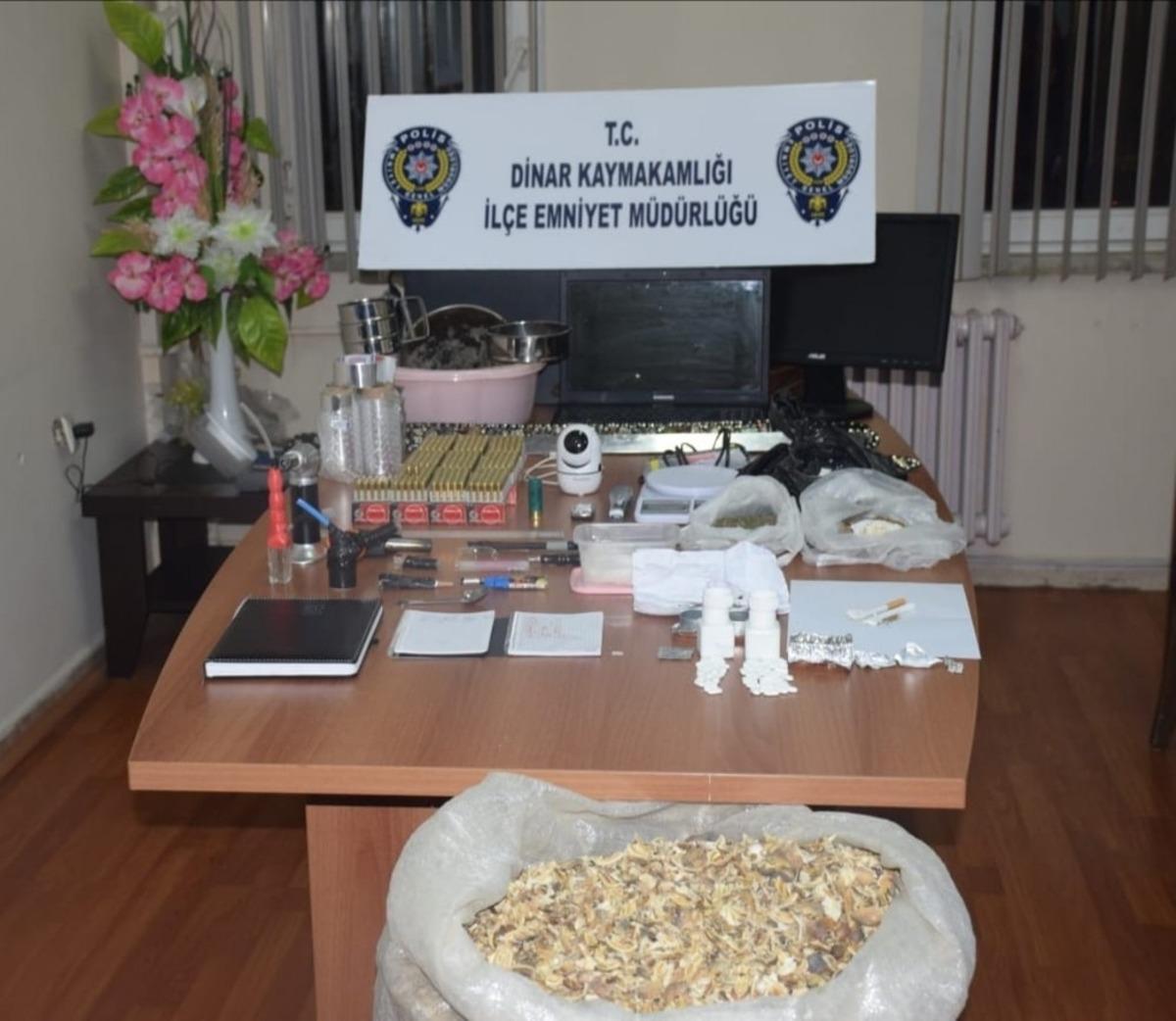 Ş&uuml;pheli şahsın evinden &ccedil;ıkanlar polisi şaşkına uğrattı