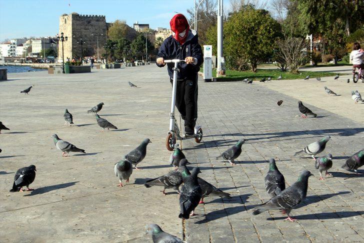 Sinop'ta çocuklar güneşli havada eğlendi G2
