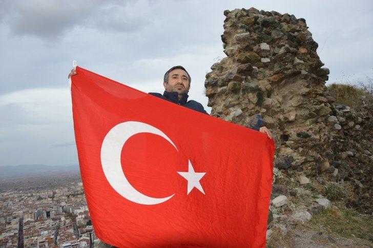 Türk ve Azerbaycan bayrağı açıp zaferi kutladılar G5