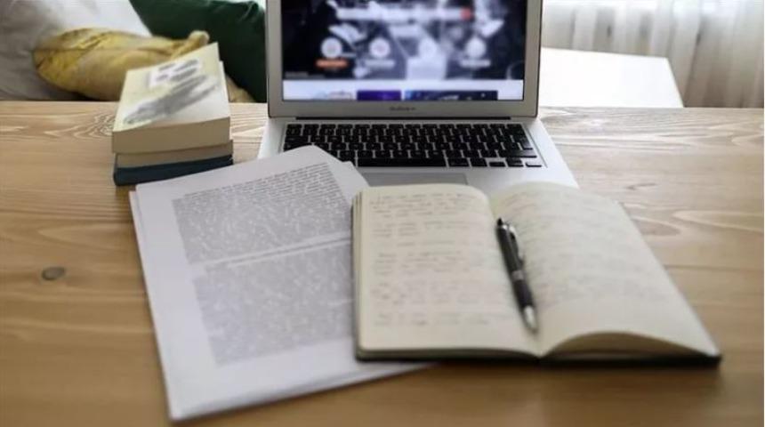 Son dakika: Yüz yüze eğitime 15 Şubat 2021'e kadar ara verildi