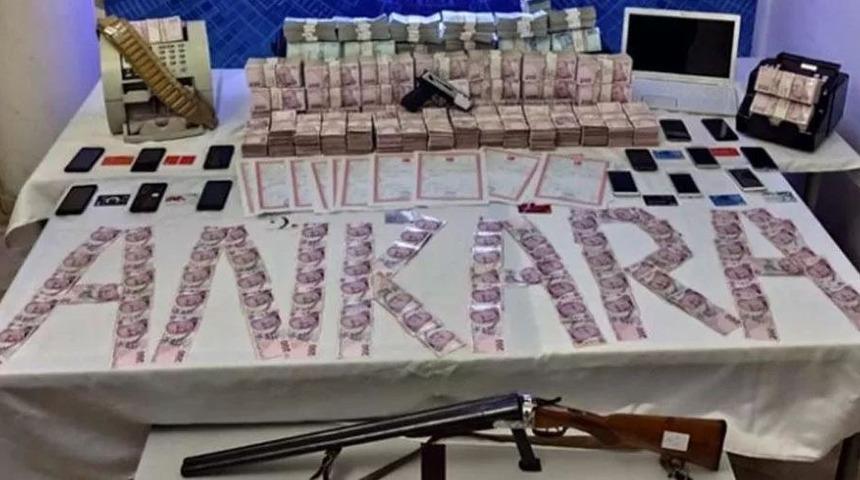 Ankara merkezli yasa dışı bahis operasyonunda 3 bavul dolusu para ele geçirildi