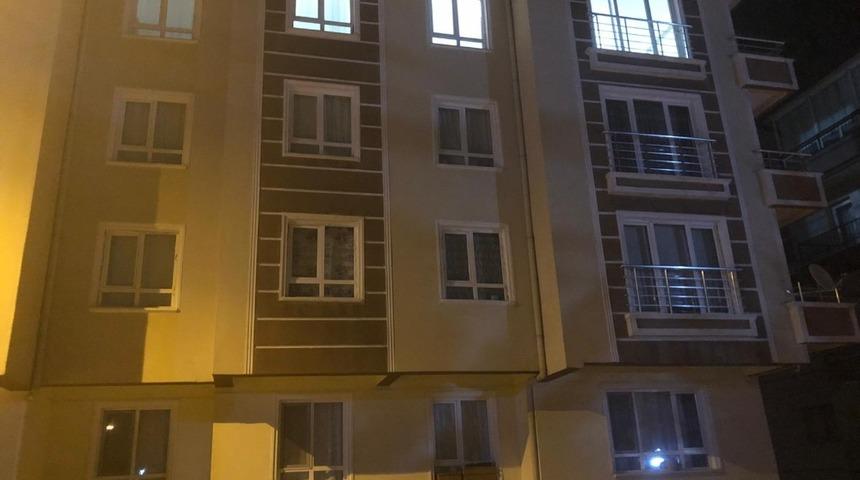 Taciz iddiasıyla su&ccedil;lanan yazar İbrahim &Ccedil;olak evinde &ouml;l&uuml; bulundu