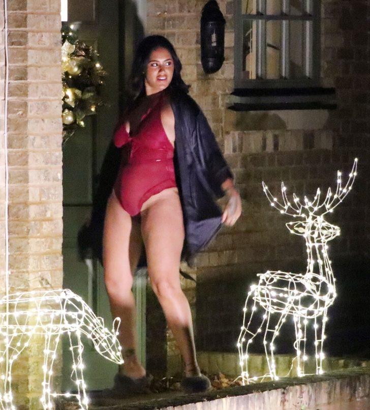 Malin Andersson gece yarısı iç çamaşırıyla sokakta görüntülendi G1