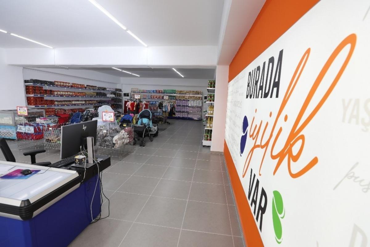 Gaziemir 500 aile Sosyal Market&rsquo;ten yararlanacak