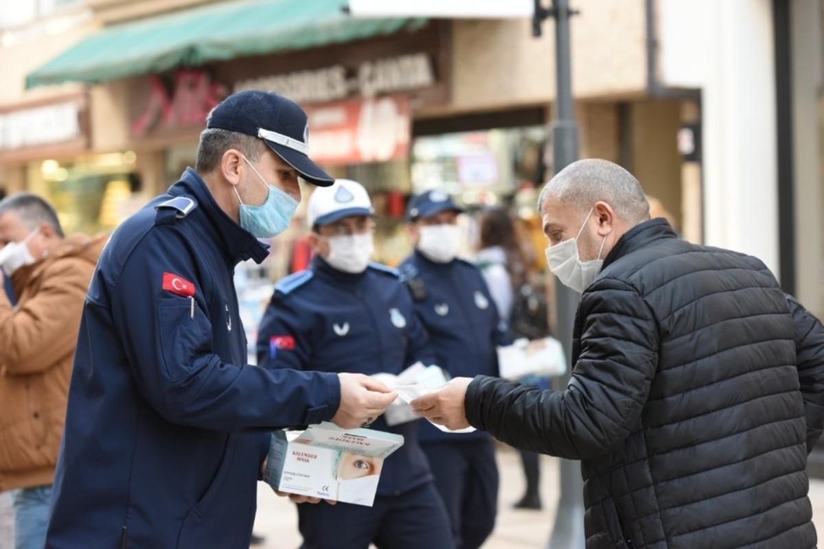 Altınordu&rsquo;da zabıta ekiplerinden korona vir&uuml;s denetimleri