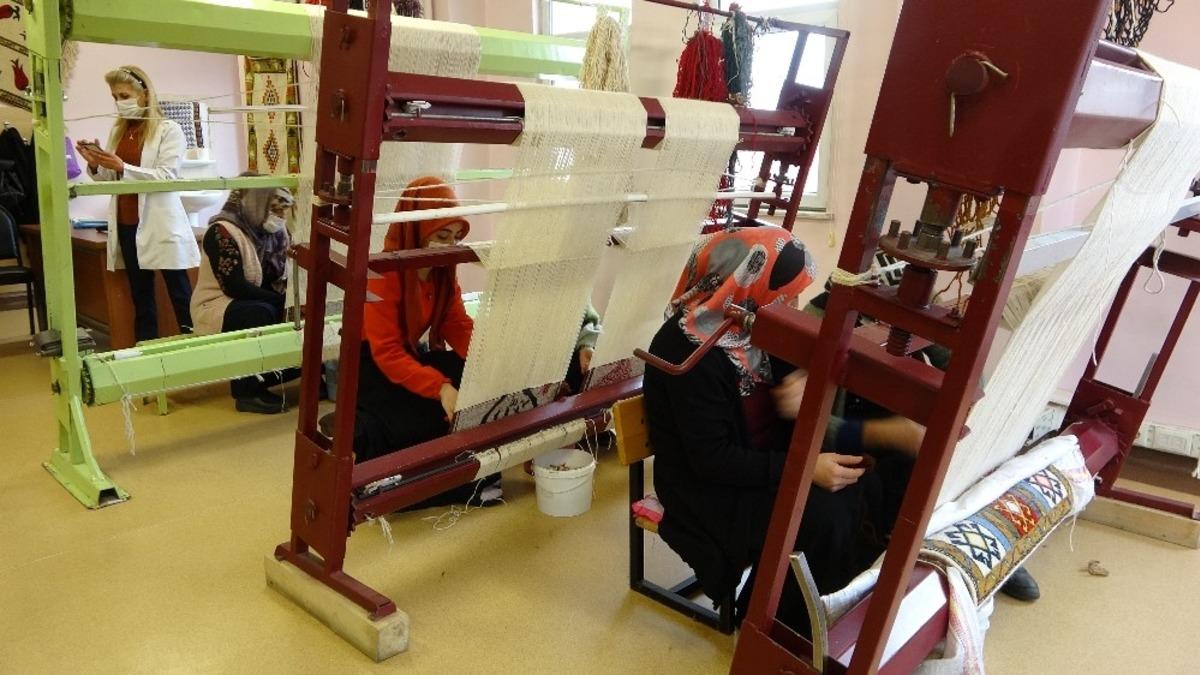 Kadınlar devlet destekli kursla meslek &ouml;ğreniyor