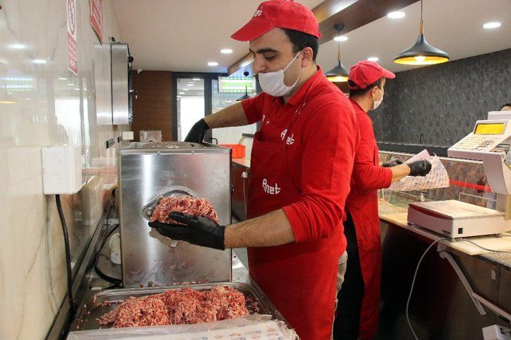 Halk Et Satış Mağazalarında 1 yılda 321 ton et ürünü satıldı G2