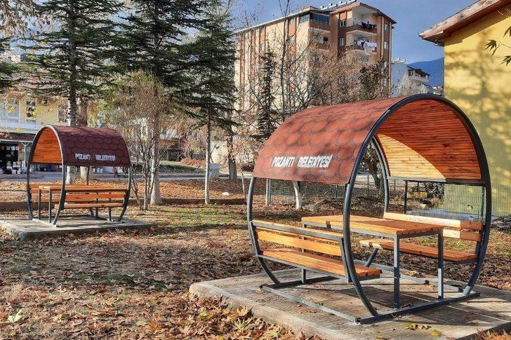 Belediyenin atölyesinde üretilen bank ve kameriyeler kullanıma sunuldu G3