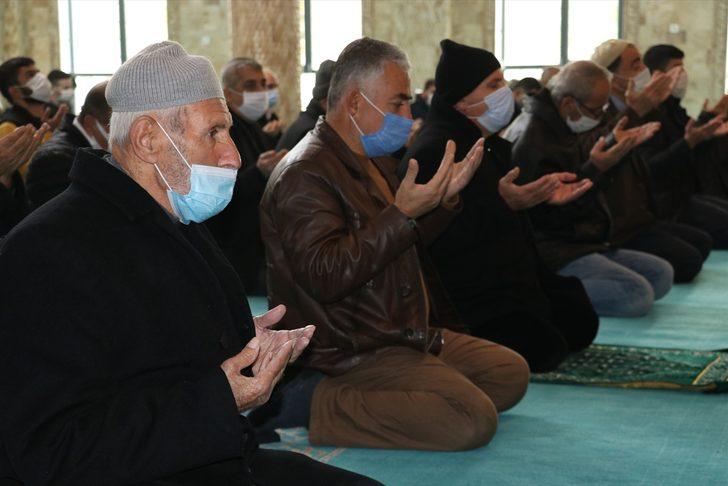 Doğu ve Güneydoğu'da camilerde yağmur duası yapıldı G5