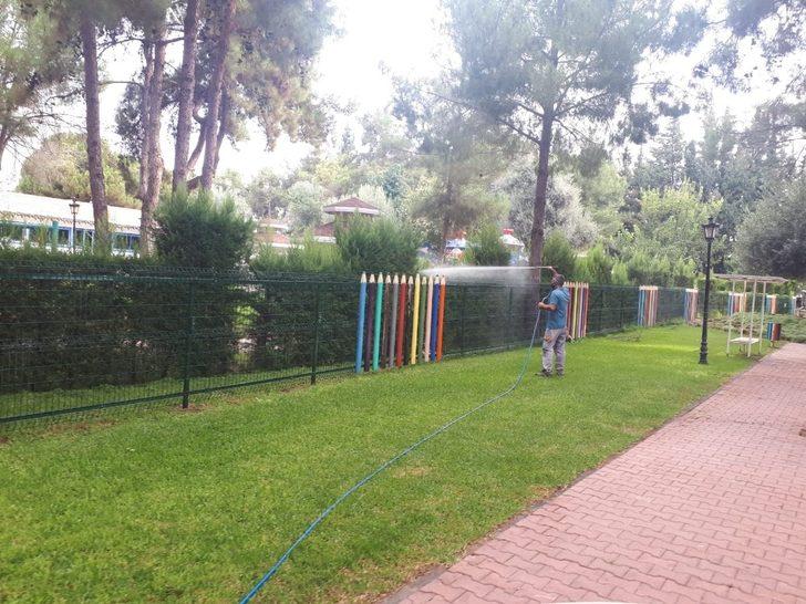 Kepez’de yeşil alanların bakımı yapıldı G3