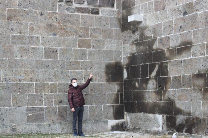 Ebu İshak Türbesi’nde restorasyon çalışması tamamlandı G3