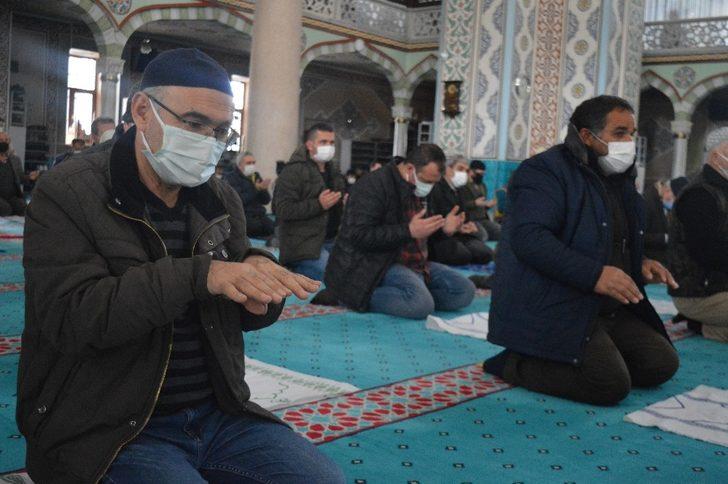 Eskişehir halkı da yağmur için el açtı G2