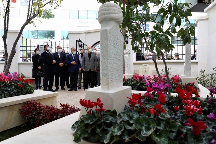Şeyh Şakir Efendi Türbesi ziyarete açıldı G3