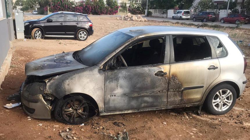 Eski sevgilisinin otomobilini kundakladı, ilk duruşmada serbest kaldı