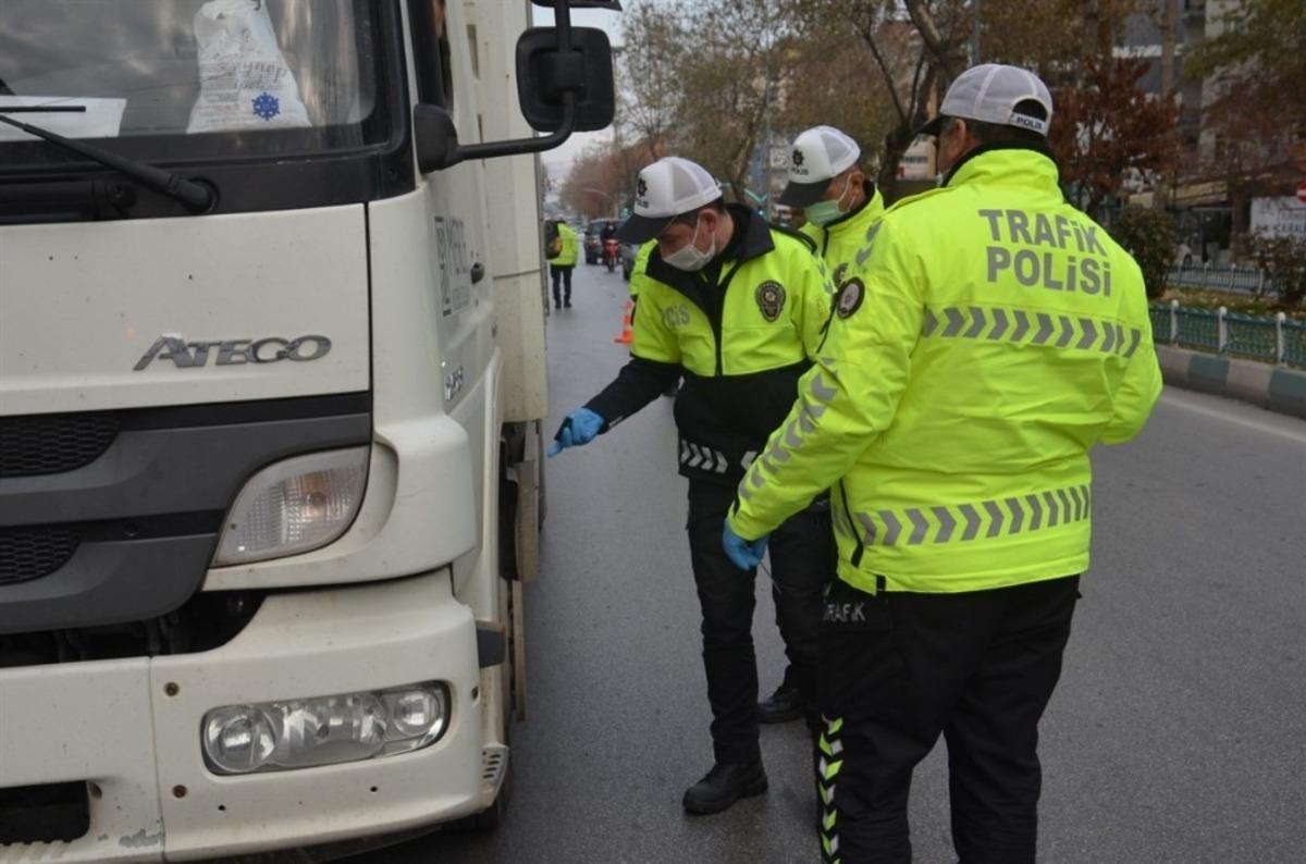 K&uuml;tahya&rsquo;da &rsquo;Kış lastiği&rsquo; denetimi