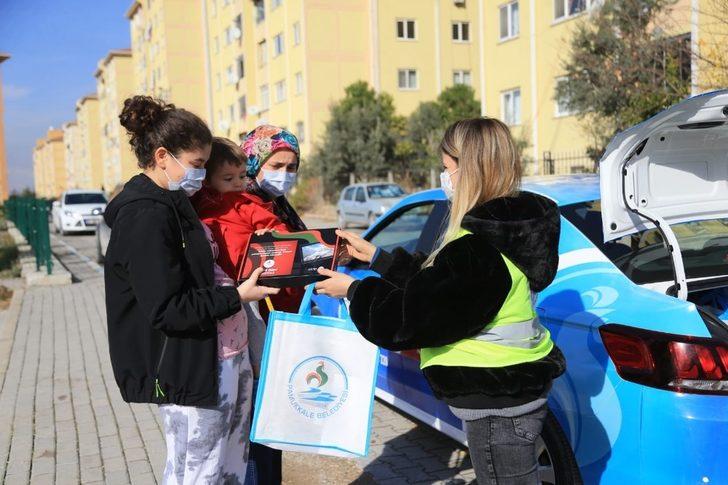 Pamukkale Belediyesinden derse katılamayan öğrencilere 2 bin tablet G2