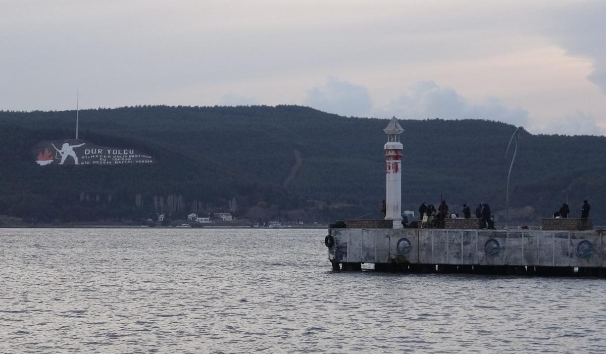 &Ccedil;anakkale&rsquo;de olta balık&ccedil;ılarına 3 metre ayarı