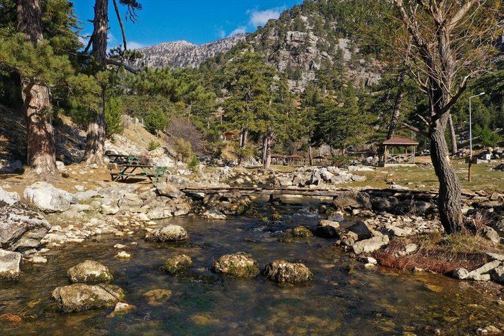 Isparta'daki Başpınar Tabiat Parkı ve Sorgun Göleti doğal güzelliğiyle hayran bırakıyor G2