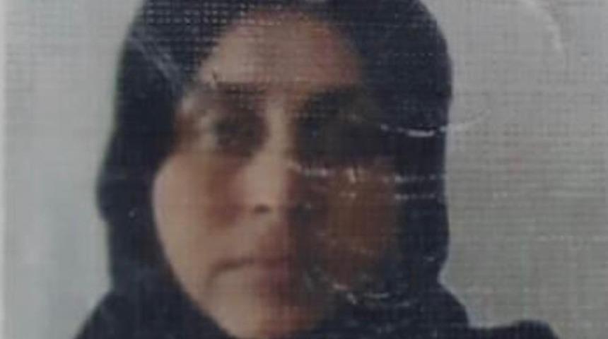 Kafasını trakt&ouml;r&uuml;n şaftına kaptıran kadın hayatını kaybetti