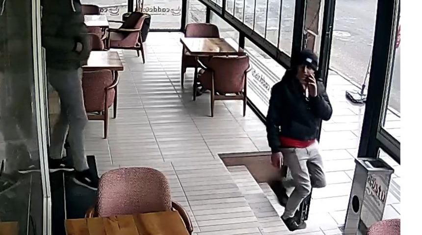 Vatandaşa kendisini asker ve polis olarak tanıtan dolandırıcı tutuklandı