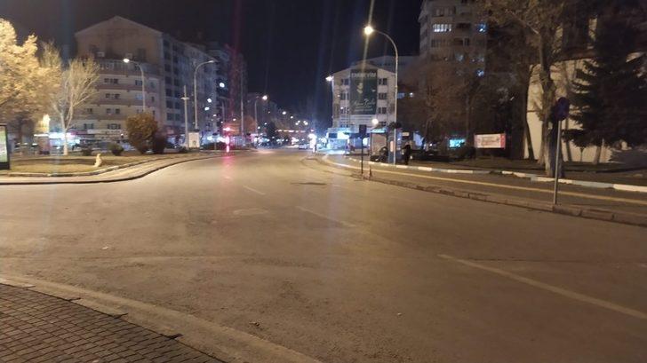 Kütahya’da sokaklar sessizliğe büründü G4