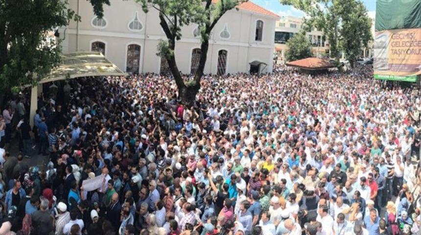 Emani'nin cenazesinde kadınlar tek ses oldu: Tacize, tecav&uuml;ze uğruyoruz; sesimizi &ccedil;ıkaramıyoruz!