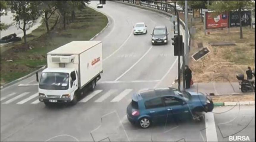 T&uuml;rkiye&rsquo;de kasım ayında 29 bin 532 kazada, 194 kişi hayatını kaybetti