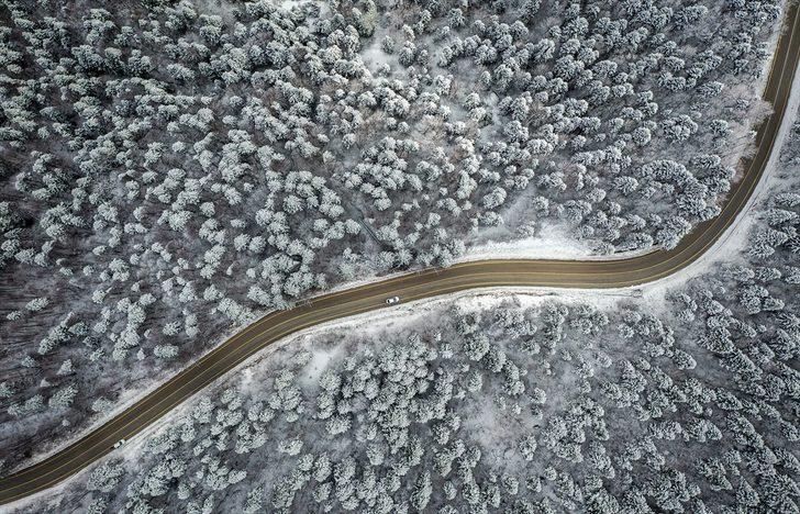 Uludağ'daki kar yağışı turizmcileri sevindirdi G4