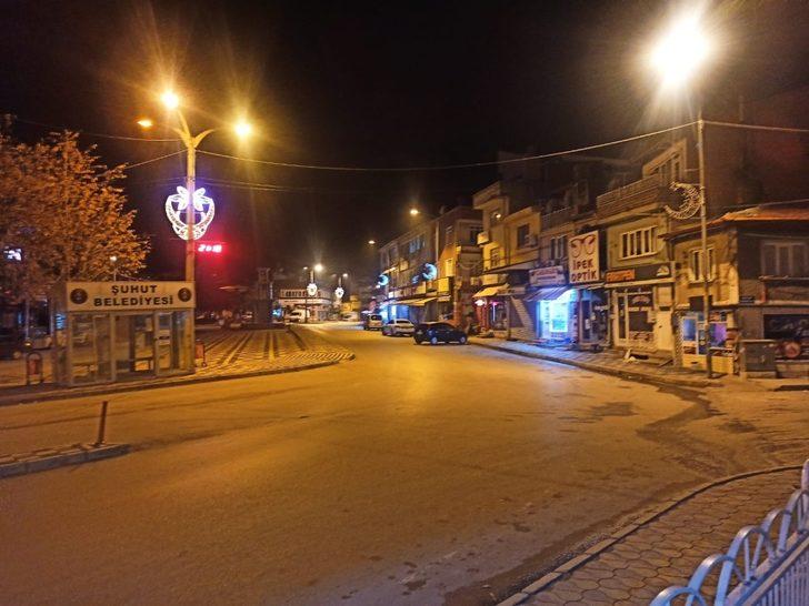 Şuhut’ta 56 saatlik sokağa çıkma kısıtlamasında her taraf sessizliğe büründü G2
