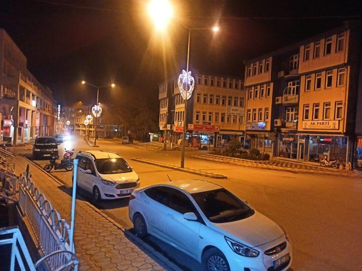 Şuhut’ta 56 saatlik sokağa çıkma kısıtlamasında her taraf sessizliğe büründü G3