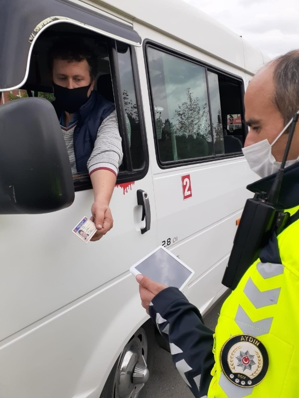 S&ouml;ke&rsquo;de toplu taşıma ara&ccedil;ları denetlendi