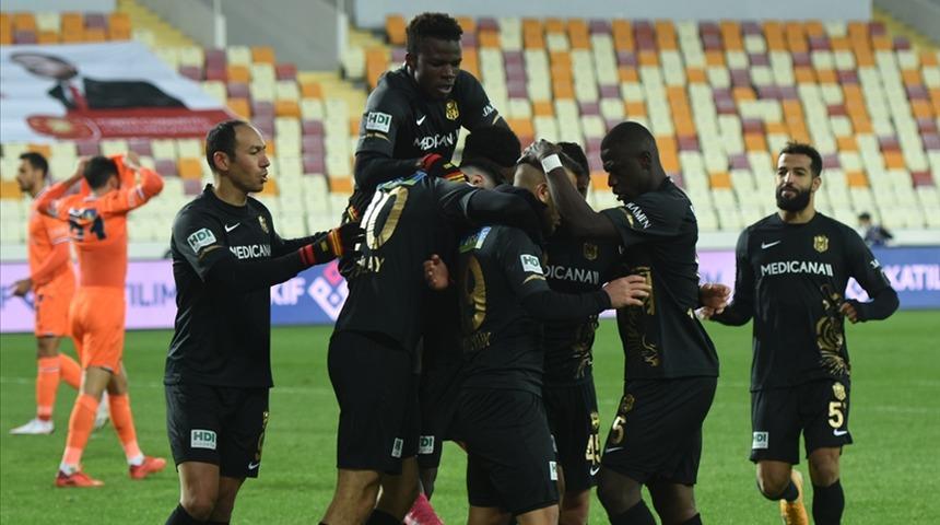 Yeni Malatyaspor'da futbolcular antrenmana çıkmadı