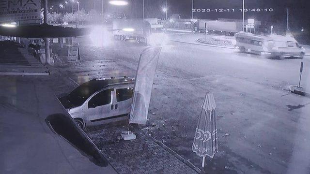 14 kişinin yaralandığı ambulans kazasının görüntüleri ortaya çıktı