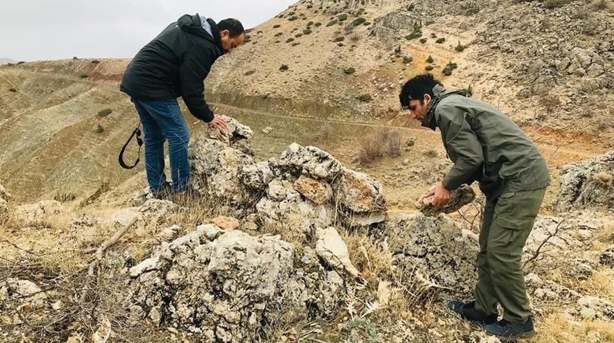 Ekipler, avcıların tuzaklarını bozuyor