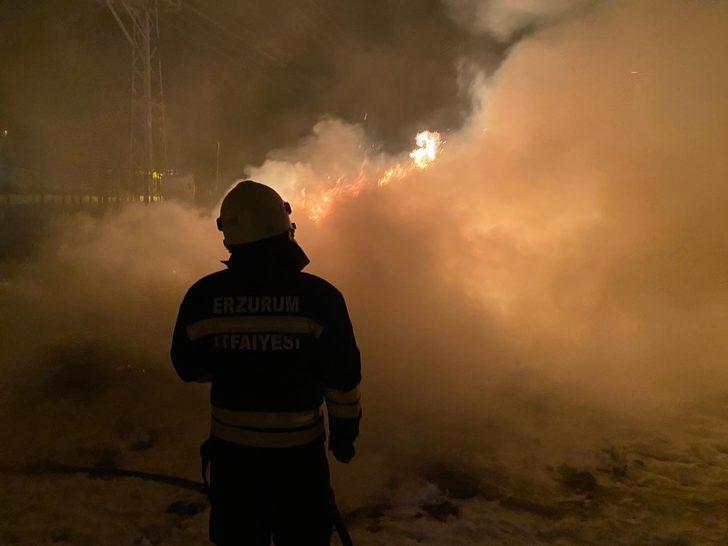 Tekman’da ot yangını G3