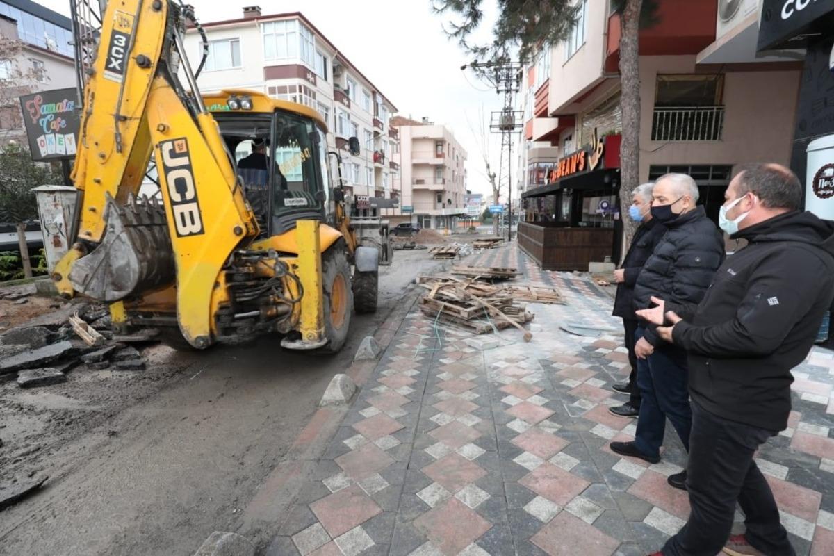 B&uuml;y&uuml;kg&ouml;z, belediye ekiplerini denetledi