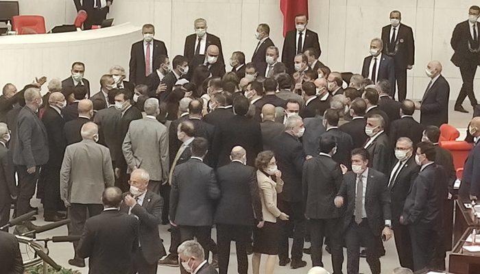 Meclis'te yüksek tansiyon! AK Parti'li ve HDP'li vekiller birbirinin üzerine yürüdü