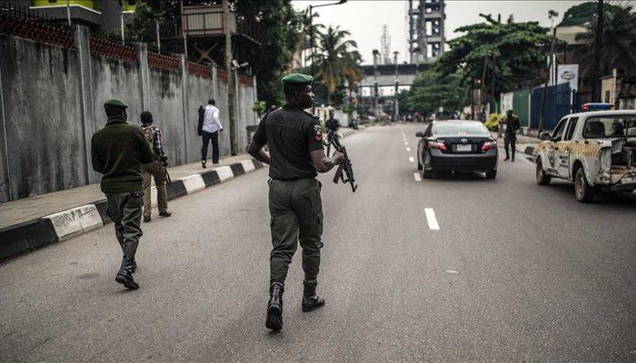 Nijerya’da silahlı saldırganlar yüzlerce öğrenciyi kaçırdı