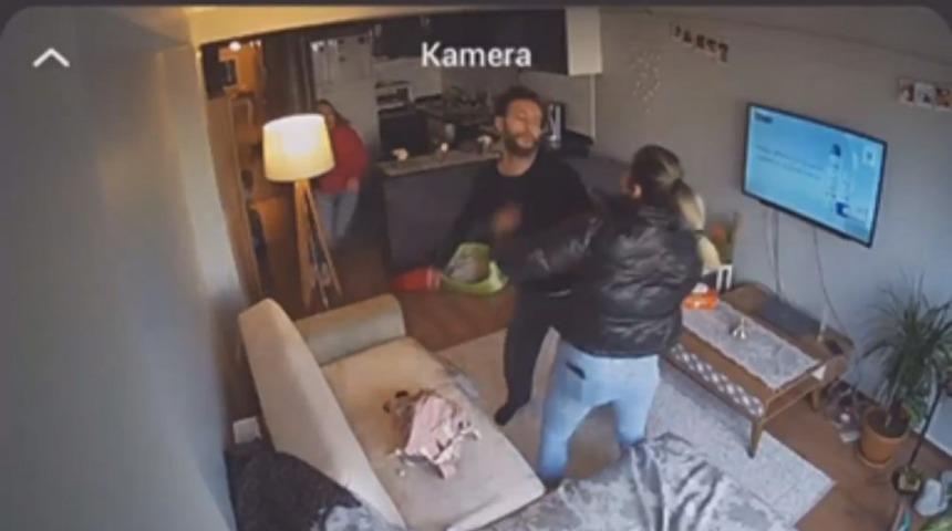 Gen&ccedil; kadın erkek arkadaşı tarafından darp edildi, o anlar kameraya yansıdı