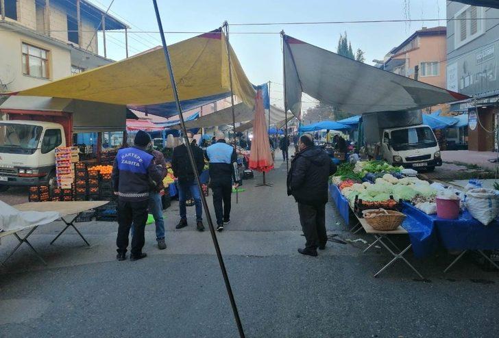 Kartepe zabıtası pazar yerlerinde aktif G3