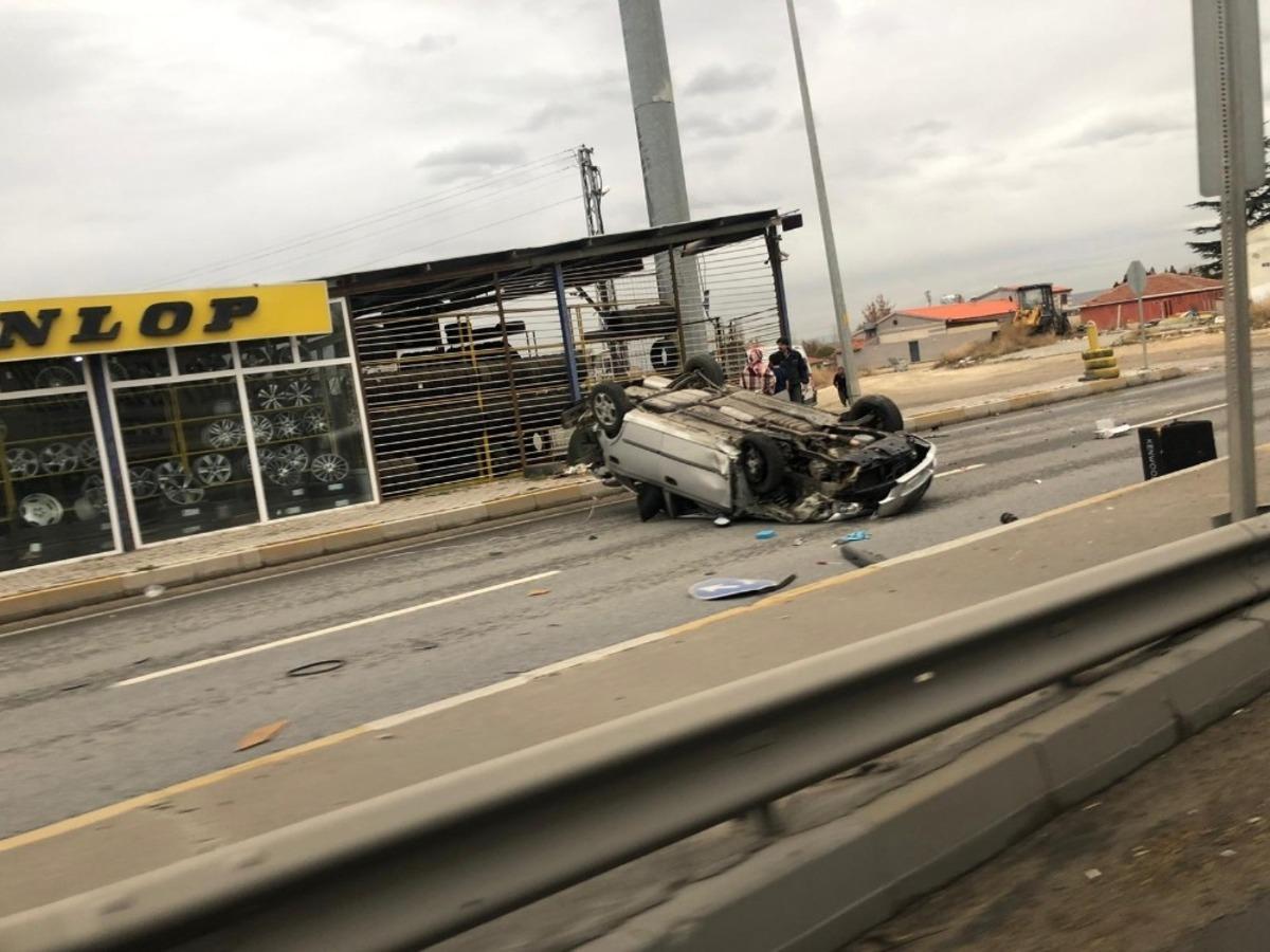Eskişehir&rsquo;de trafik kazası: 3 yaralı
