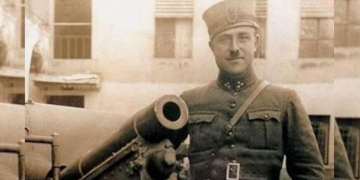 Y&uuml;zbaşı Mustafa Ertuğrul Aker&rsquo;in ismi m&uuml;zede yaşatılacak