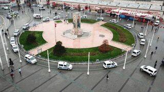 Taksim Meydanı'nda merak uyandıran siren sesleri