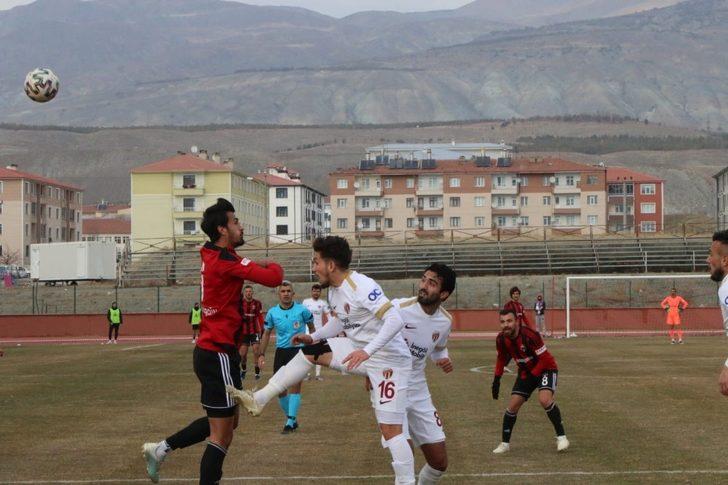24Erzincanspor İnegöl sporu tek golle geçerek 3 puanın sahibi oldu G3