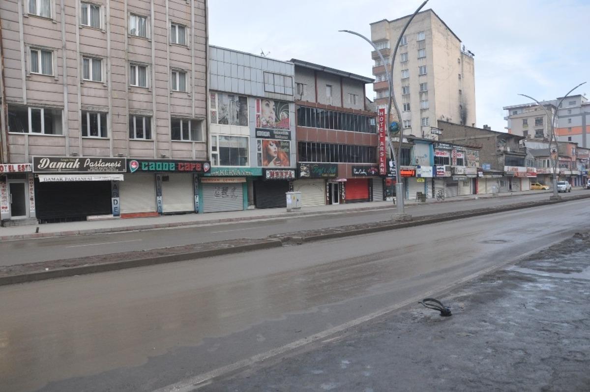 Y&uuml;ksekova&rsquo;da kısıtlama sessizliği