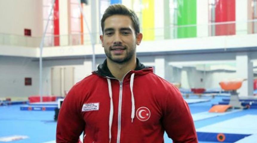 Cumhurbaşkanı Erdoğan, milli cimnastikçi İbrahim Çolak'ı tebrik etti